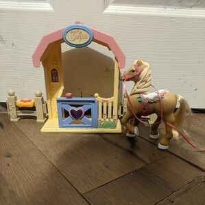 Fisher Price Loving Family Courtney & Cupid Play set 2002 Vintage RARE